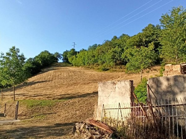 casa indipendente in vendita a Pieve Torina