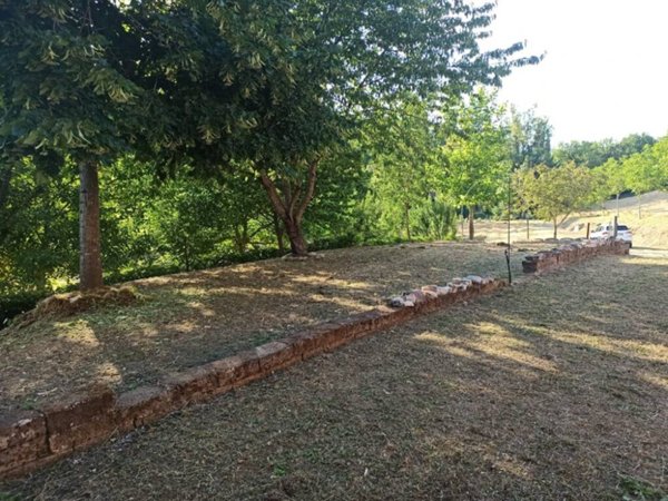 casa indipendente in vendita a Pieve Torina