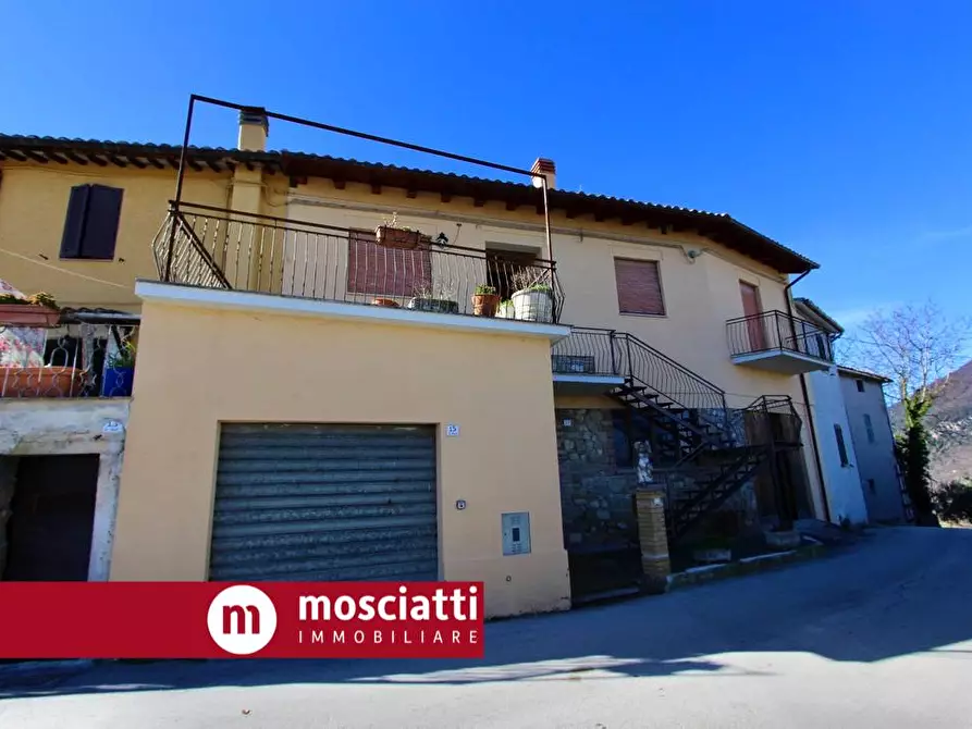 casa indipendente in vendita a Pioraco in zona Seppio