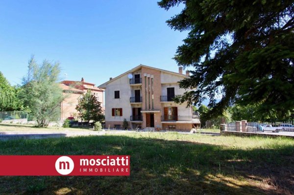 appartamento in vendita a Pioraco in zona Seppio
