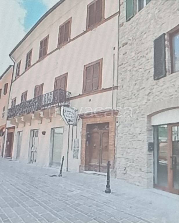 appartamento in vendita a Pioraco