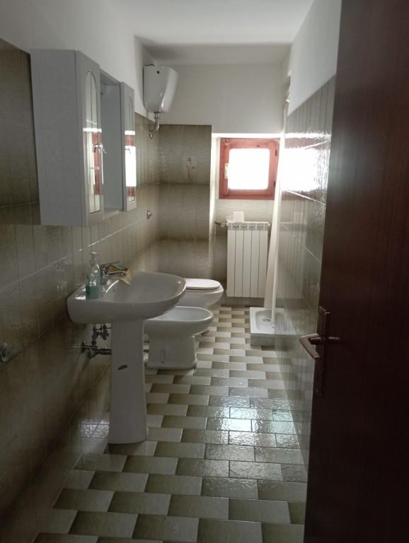 casa indipendente in vendita a Pioraco