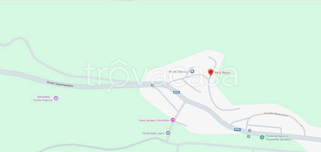 terreno edificabile in vendita a Pioraco