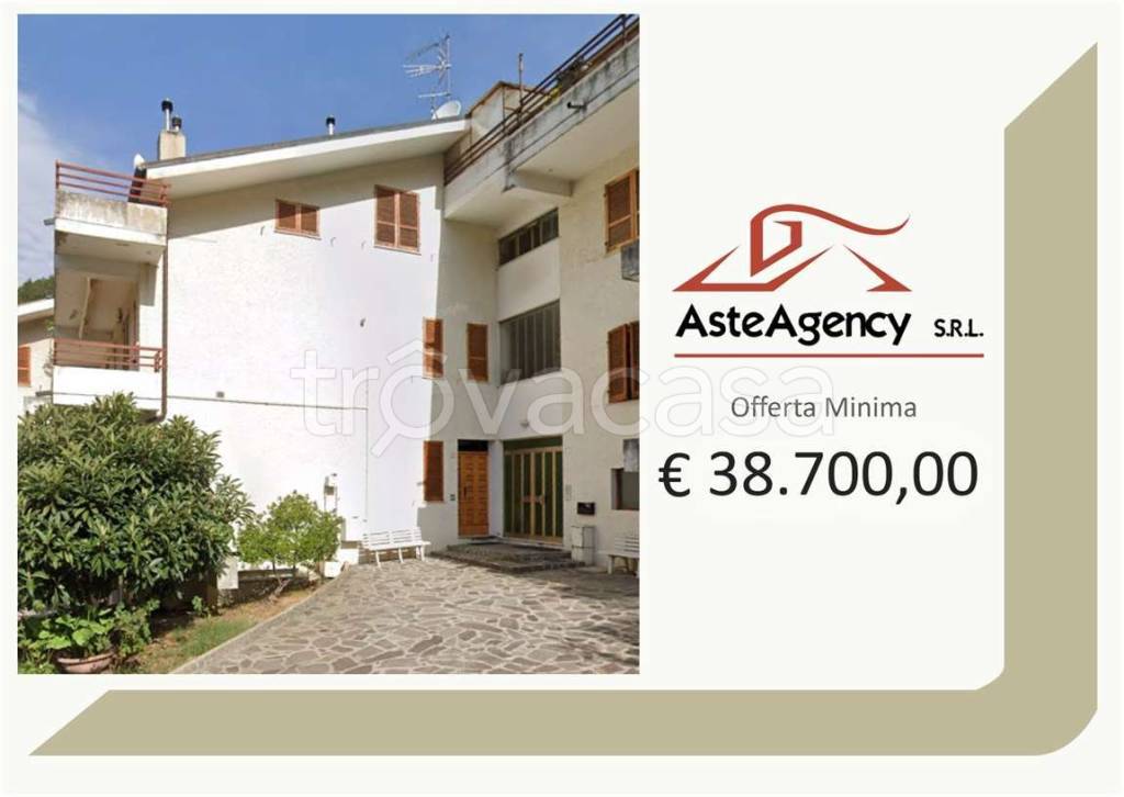 appartamento in vendita a Pioraco