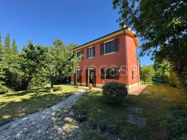 casa indipendente in vendita a Poggio San Vicino