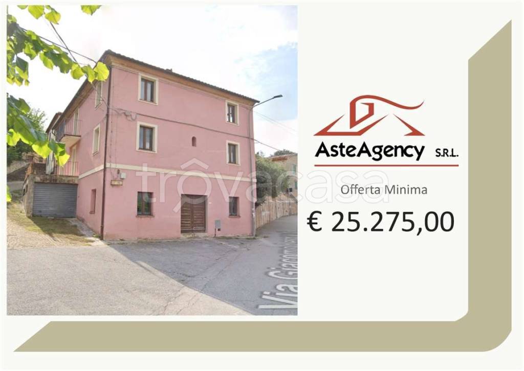 appartamento in vendita a Poggio San Vicino