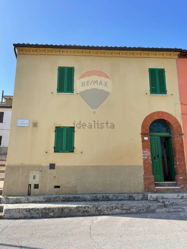 appartamento in vendita a Poggio San Vicino