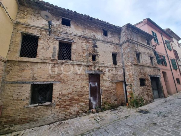 intera palazzina in vendita a Pollenza