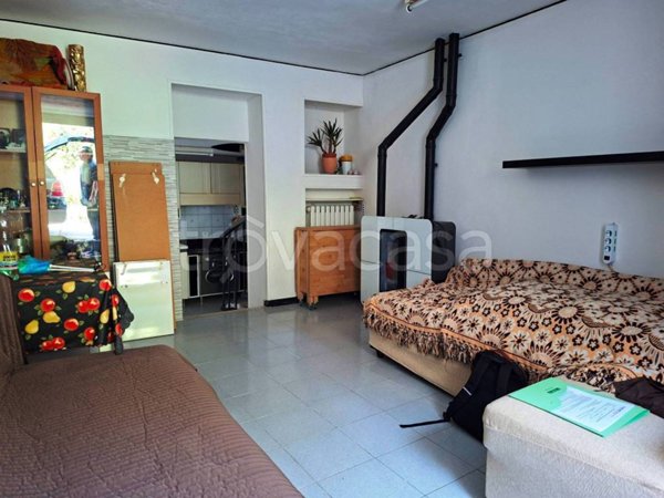 casa indipendente in vendita a Pollenza