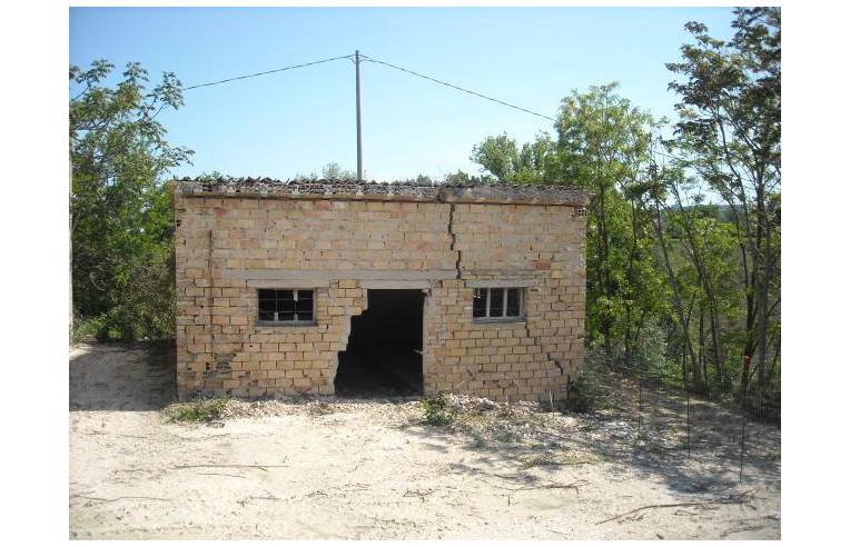 casa indipendente in vendita a Pollenza