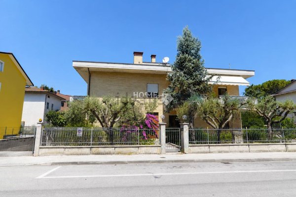 appartamento in vendita a Pollenza