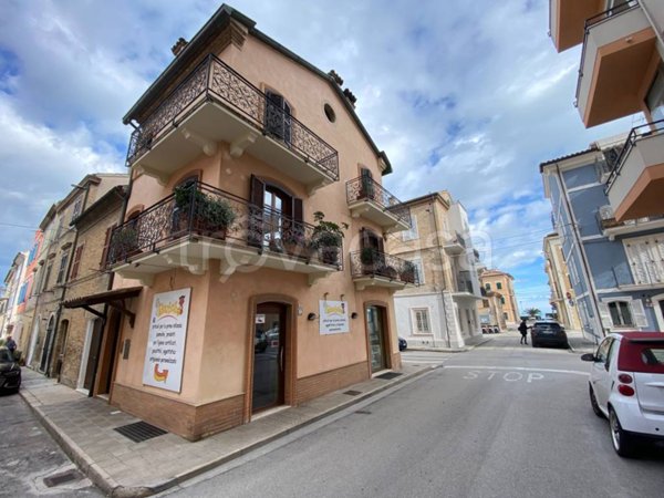 casa indipendente in vendita a Porto Recanati