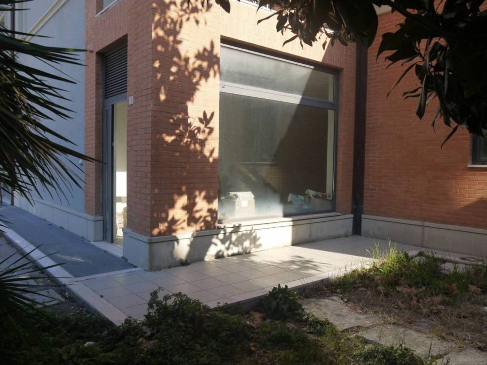 negozio in vendita a Porto Recanati