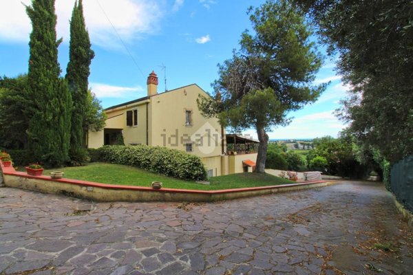 casa indipendente in vendita a Porto Recanati