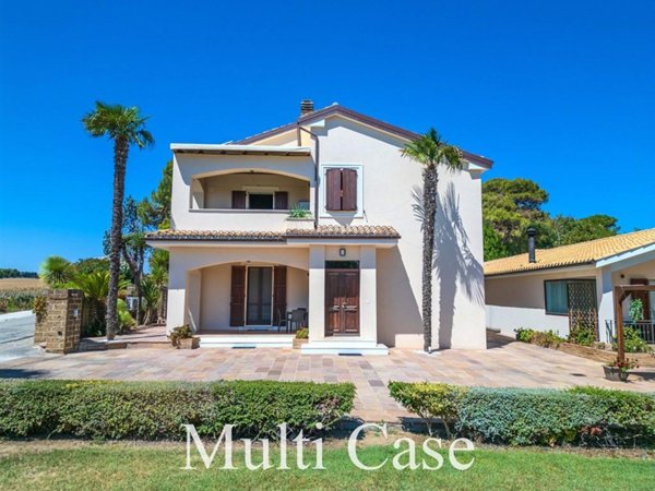 casa indipendente in vendita a Porto Recanati