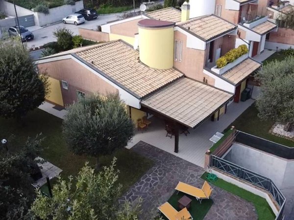 casa indipendente in vendita a Porto Recanati