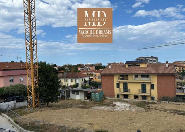terreno agricolo in vendita a Porto Recanati