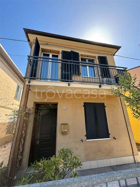 casa indipendente in vendita a Porto Recanati