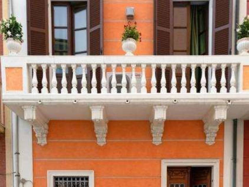 casa indipendente in vendita a Porto Recanati