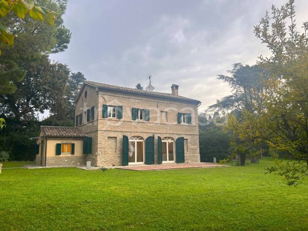 casa indipendente in vendita a Porto Recanati