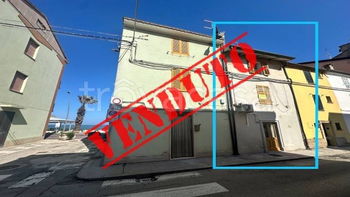casa indipendente in vendita a Porto Recanati