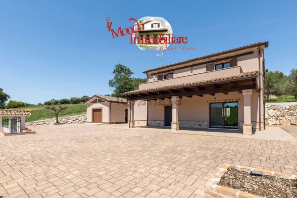 casa indipendente in vendita a Porto Recanati