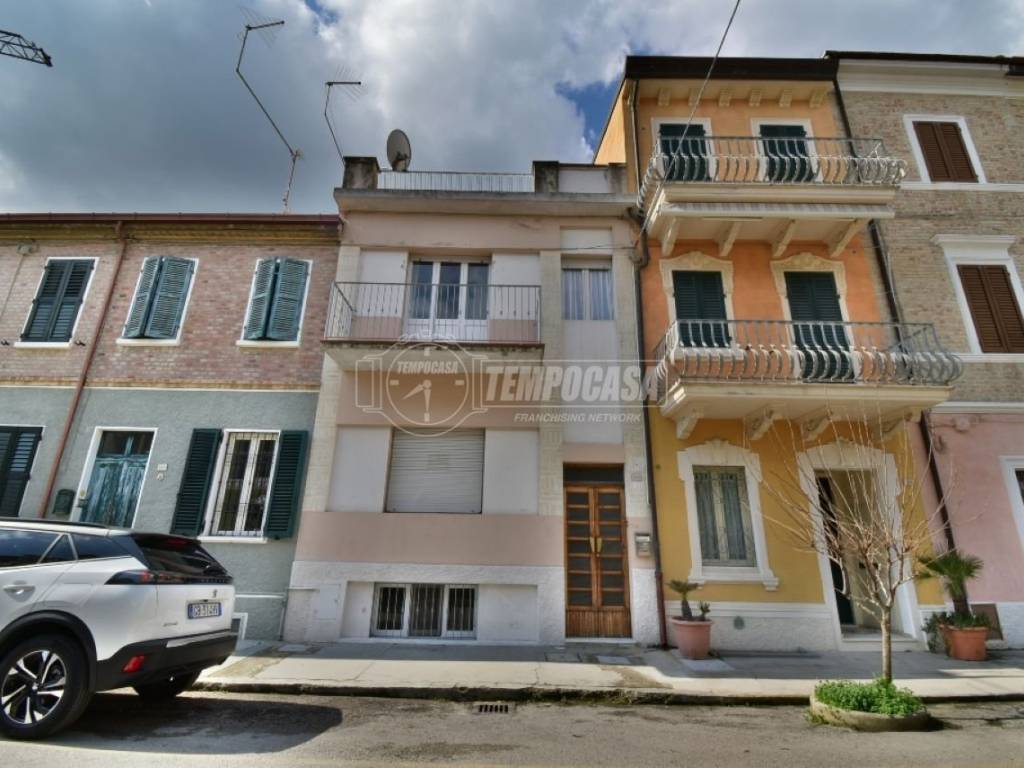 casa indipendente in vendita a Porto Recanati