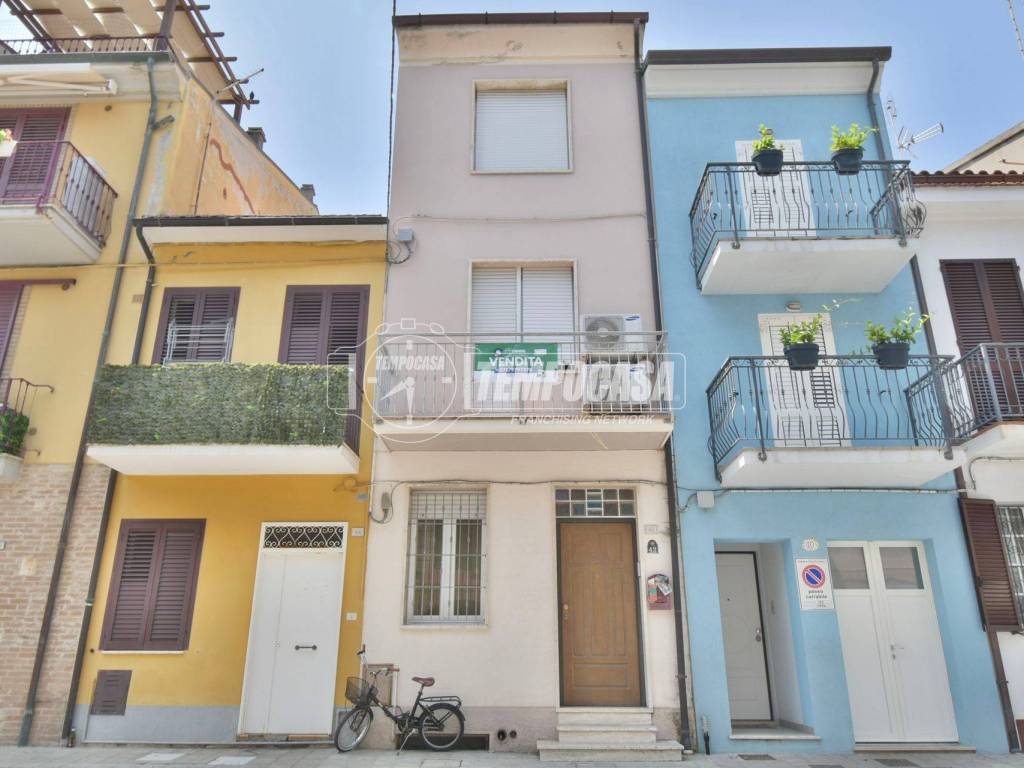 casa indipendente in vendita a Porto Recanati