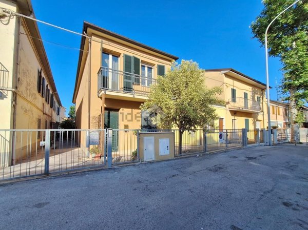 casa indipendente in vendita a Porto Recanati