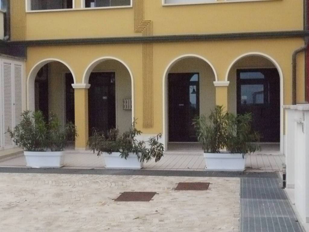 negozio in vendita a Porto Recanati