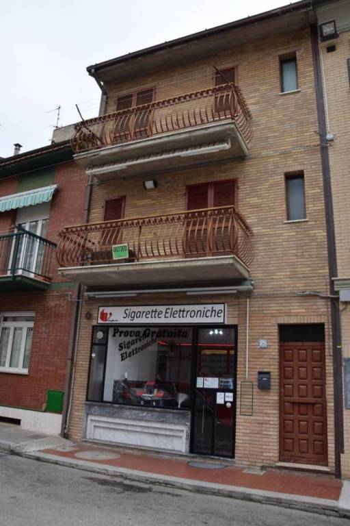 casa indipendente in vendita a Porto Recanati