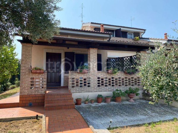casa indipendente in vendita a Porto Recanati