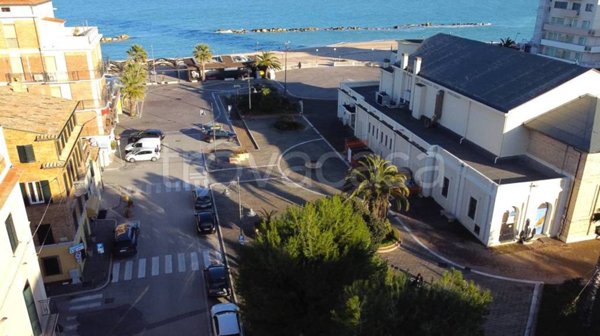 negozio in vendita a Porto Recanati