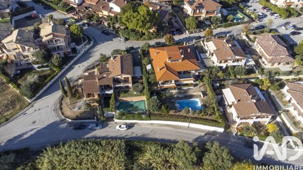 casa indipendente in vendita a Porto Recanati