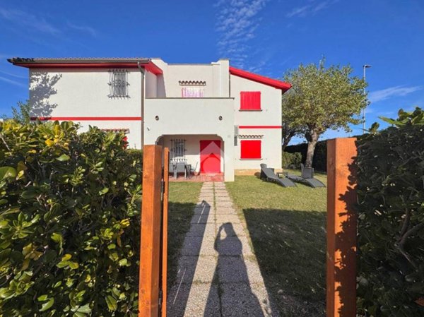 casa indipendente in vendita a Porto Recanati