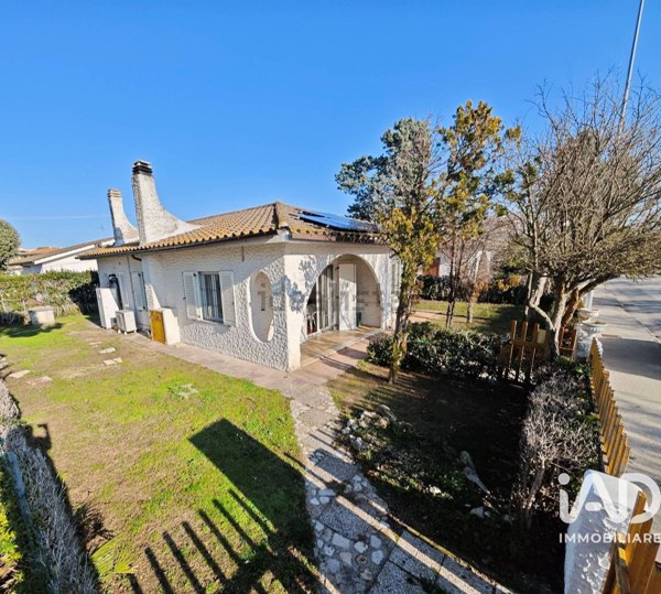 casa indipendente in vendita a Porto Recanati