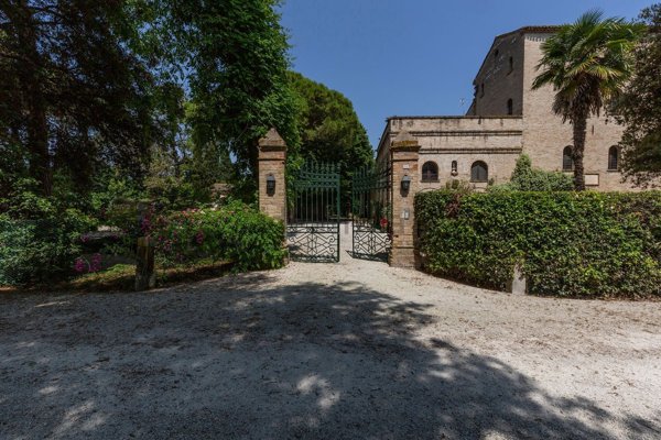 casa indipendente in vendita a Porto Recanati