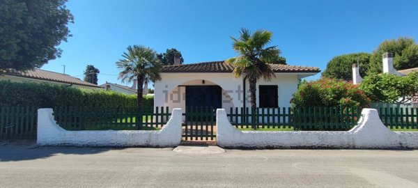 casa indipendente in vendita a Porto Recanati