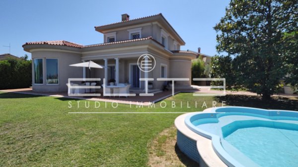 casa indipendente in vendita a Porto Recanati