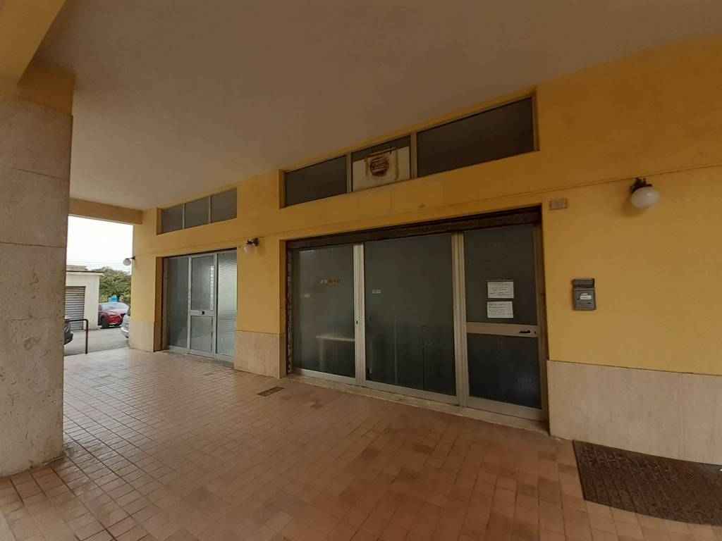 negozio in vendita a Porto Recanati