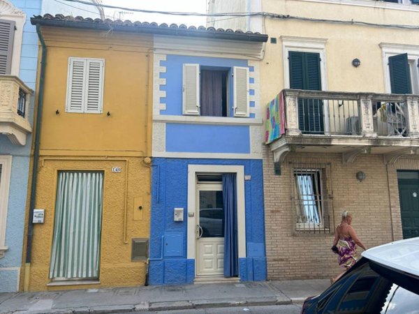 casa indipendente in vendita a Porto Recanati