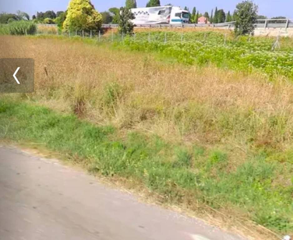 terreno edificabile in vendita a Porto Recanati