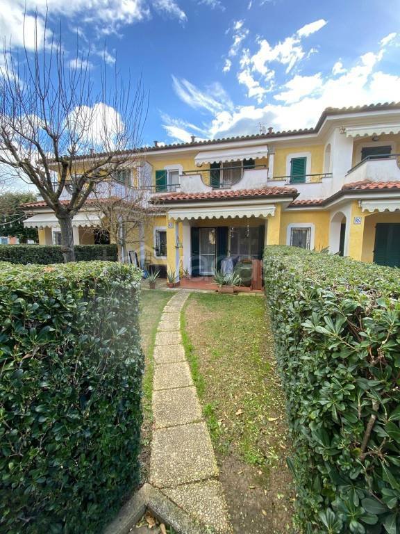 casa indipendente in vendita a Porto Recanati