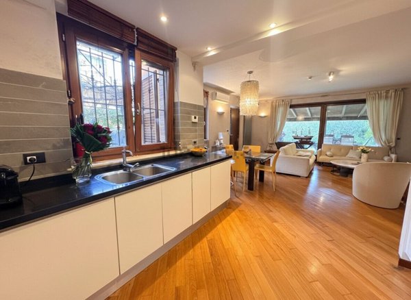 casa indipendente in vendita a Porto Recanati