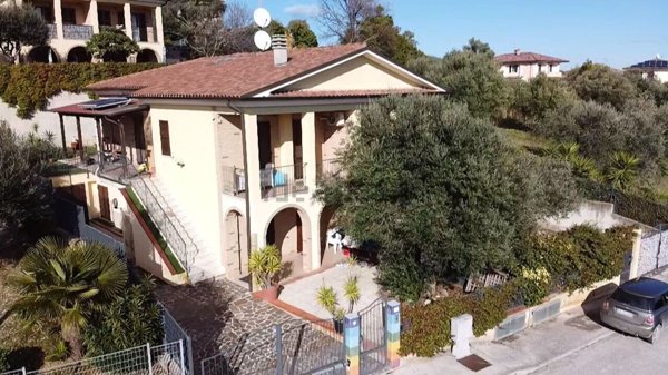 casa indipendente in vendita a Porto Recanati
