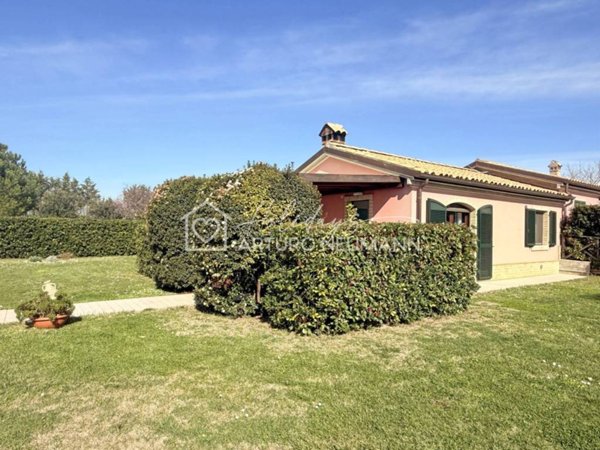 casa indipendente in vendita a Porto Recanati