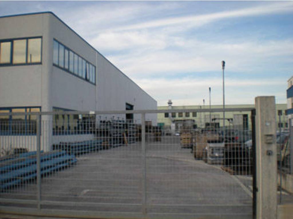 capannone in vendita a Porto Recanati