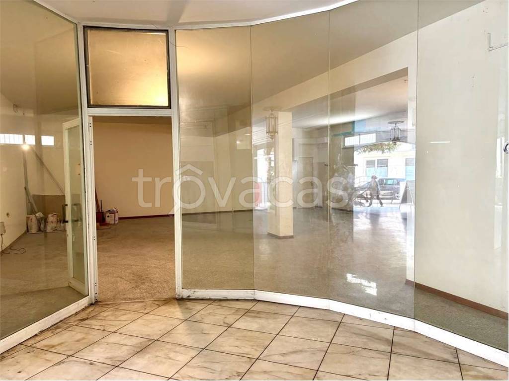 negozio in vendita a Porto Recanati