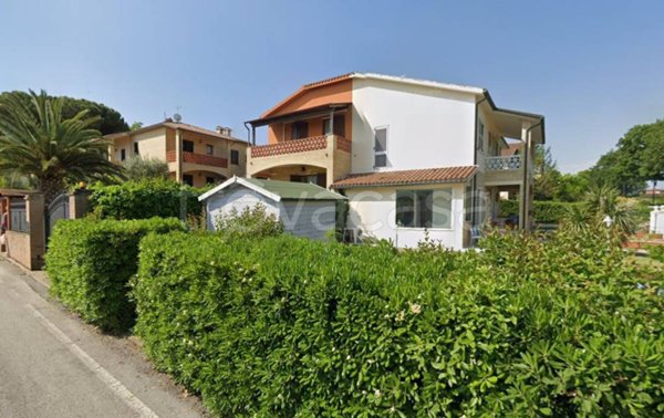 casa indipendente in vendita a Porto Recanati