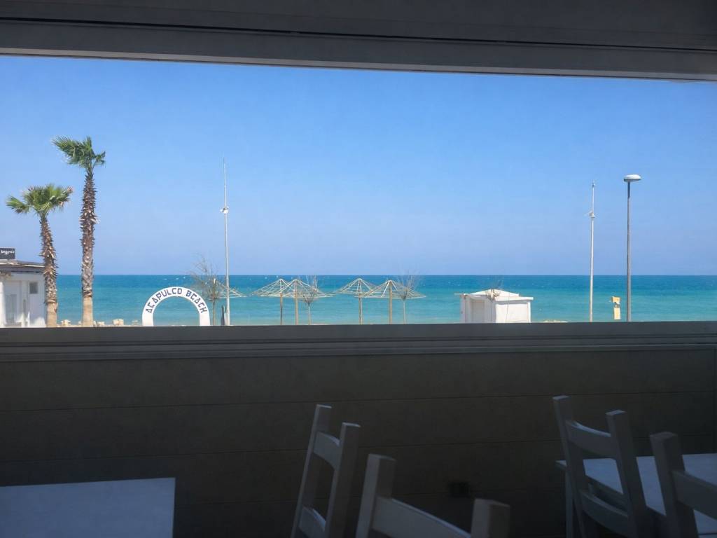negozio in vendita a Porto Recanati